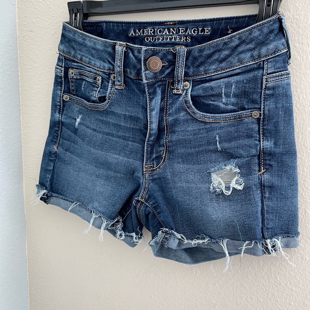 American Eagle Super Stretch Distressed High Rise Shortie Denim Blue Size 2